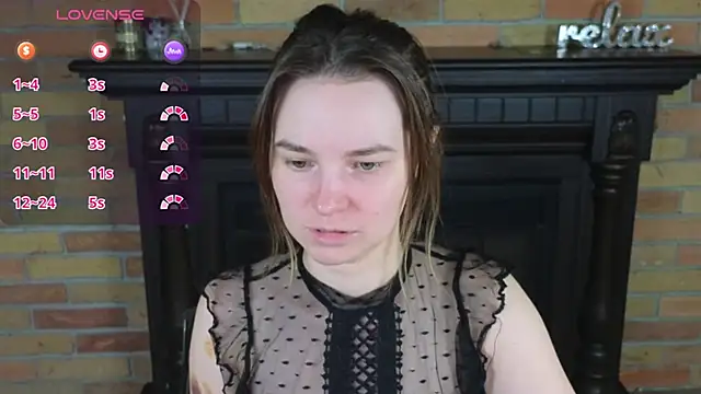 Snapshot of Ellie_Sunset chatting on May 2026 08:10:02 AM Ellie Sunset online show from May 2026 08:10:02 AM