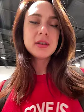 Snapshot of Dina_Tease chatting on March 2025 12:39:01 PM Dina Tease online show from March 2025 12:39:01 PM