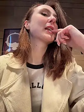 Dina Tease online show from May 2026 11:15:01 AM