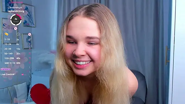 OdetteHarwick online show from October 2025 07:38:02 AM