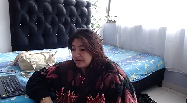 Snapshot of _69HONRY chatting on February 2025 01:33:02 PM 69HONRY online show from February 2025 01:33:02 PM
