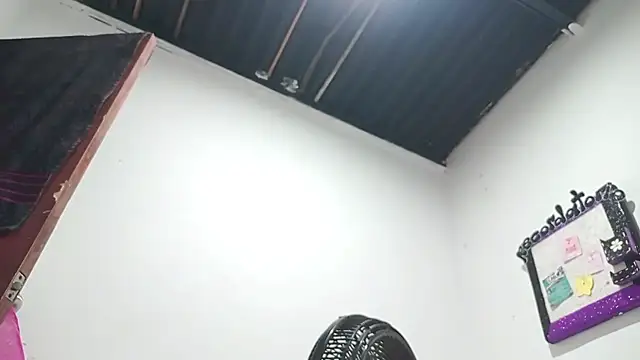 PetiteIvoryQueen19 online show from March 2025 07:53:02 AM