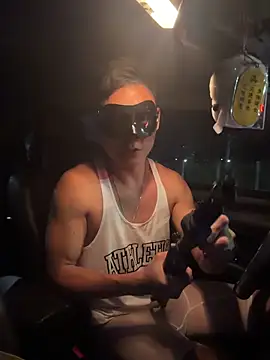 frnk30151 online show from October 2025 03:14:01 PM