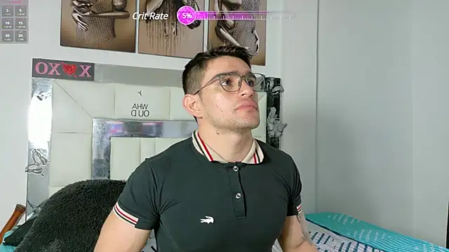 Snapshot of Sexy_Alejandro_ chatting on January 2025 02:37:01 PM Sexy Alejandro online show from January 2025 02:37:01 PM