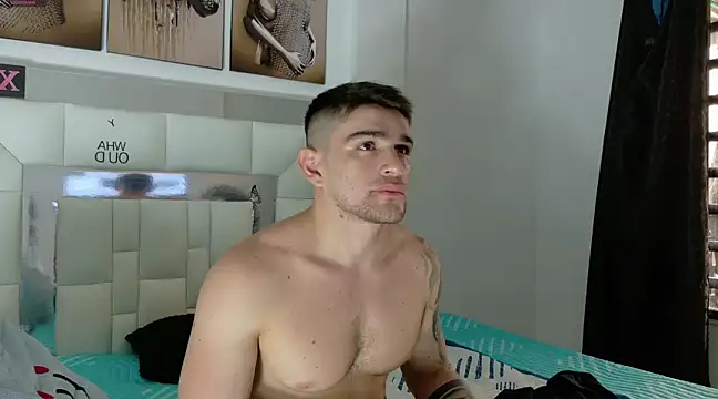 Snapshot of Sexy_Alejandro_ chatting on January 2025 02:30:02 PM Sexy Alejandro online show from January 2025 02:30:02 PM