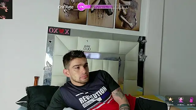 Snapshot of Sexy_Alejandro_ chatting on February 2025 11:42:02 AM Sexy Alejandro online show from February 2025 11:42:02 AM