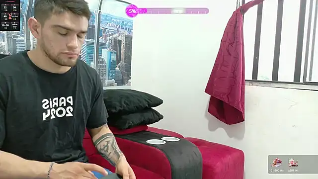 Snapshot of Sexy_Alejandro_ chatting on March 2025 11:38:02 AM Sexy Alejandro online show from March 2025 11:38:02 AM