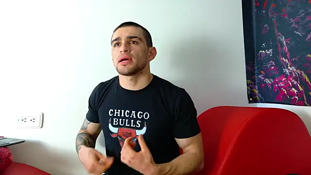 Snapshot of Sexy_Alejandro_ chatting on October 2025 11:33:02 AM Sexy Alejandro online show from October 2025 11:33:02 AM