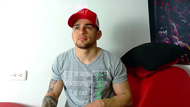 Snapshot of Sexy_Alejandro_ chatting on October 2025 12:05:02 PM Sexy Alejandro online show from October 2025 12:05:02 PM