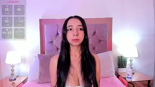 Snapshot of melanie_hills chatting on February 2026 11:30:02 AM melanie hills online show from February 2026 11:30:02 AM