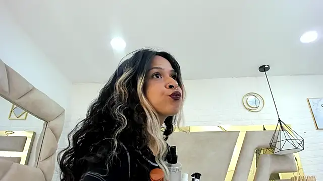 rave connor online show from October 2025 06:49:02 PM