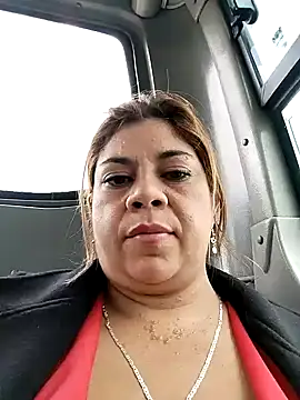 Laura-Hernandez online show from December 2024 05:48:01 PM