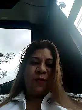 Laura-Hernandez online show from January 2025 04:41:01 PM