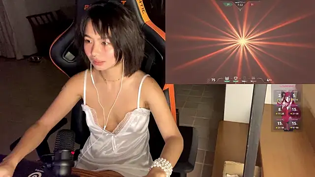 Snapshot of JayJaylov chatting on February 2025 02:55:02 PM JayJaylov online show from February 2025 02:55:02 PM