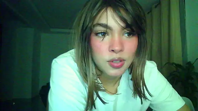 Kiri Cutee online show from November 2025 04:32:02 AM