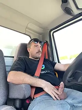 OCboi online show from April 2026 05:09:02 PM