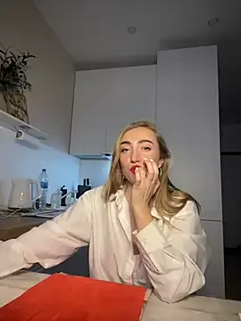 Snapshot of kira_proxima_02 chatting on February 2025 12:42:01 PM kira proxima 02 online show from February 2025 12:42:01 PM
