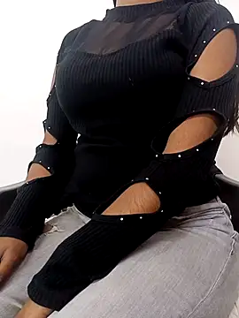 Snapshot of Ananya_34 chatting on March 2025 09:51:01 AM Ananya 34 online show from March 2025 09:51:01 AM