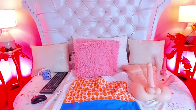 AliceLamore online show from January 2025 02:56:02 PM