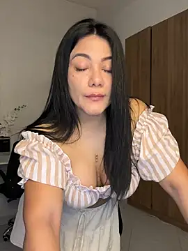 Abril10  online show from March 2025 02:37:01 PM