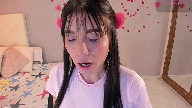 Maia W10 online show from March 2026 12:22:01 PM