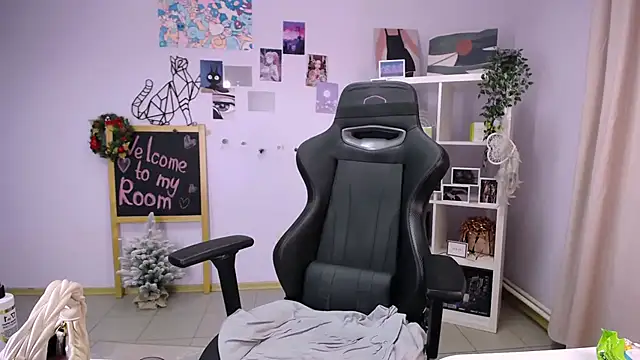 MelissaLovvv online show from January 2025 08:27:02 AM