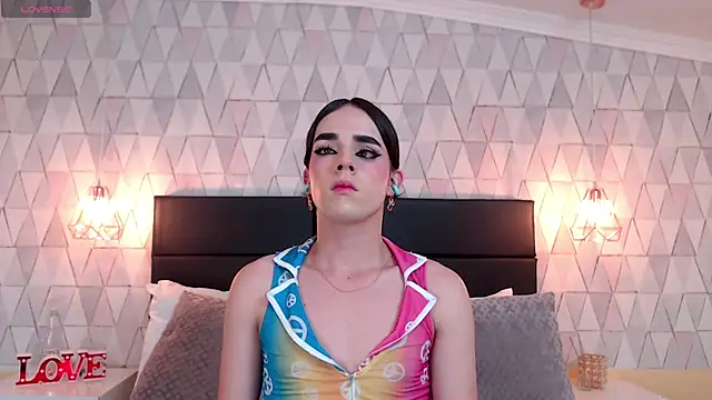 JustinePerry online show from January 2025 04:33:02 AM