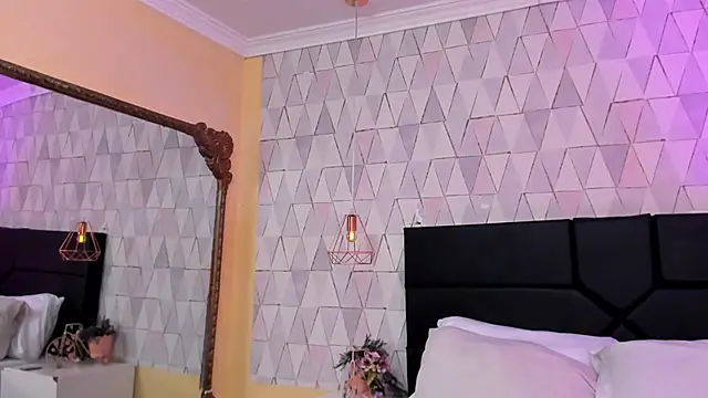 JustinePerry online show from April 2026 04:04:01 AM