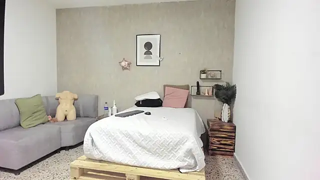 Snapshot of afrodita_martinez chatting on October 2025 06:45:01 AM afrodita martinez online show from October 2025 06:45:01 AM