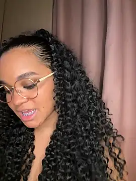 Lucy wilson5 online show from February 2025 07:01:02 AM