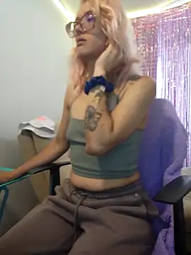 911Calling online show from February 2025 09:44:02 PM