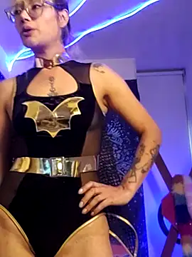 911Calling online show from October 2025 10:00:01 PM