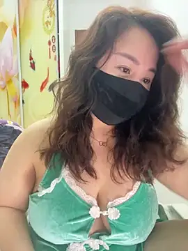 Snapshot of Angie_88 chatting on January 2025 03:04:01 PM Angie 88 online show from January 2025 03:04:01 PM