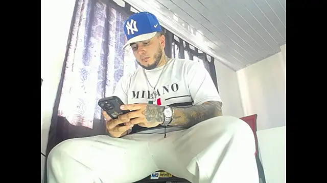 Dexter-T online show from October 2025 12:25:01 PM