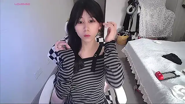 CN-Doudou online show from April 2026 03:23:01 AM