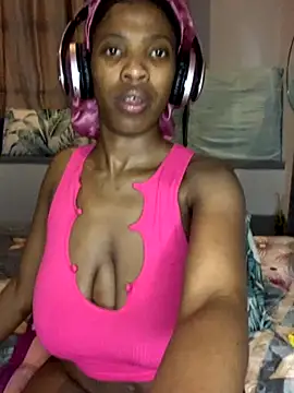 Queen-Boobylicious online show from September 2025 09:29:02 PM