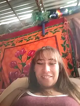 Snapshot of samy-blonde chatting on March 2025 07:17:01 PM samy-blonde online show from March 2025 07:17:01 PM