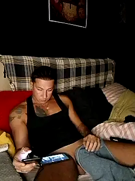 Snapshot of Lovely_milk chatting on December 2024 06:26:02 PM Lovely milk online show from December 2024 06:26:02 PM