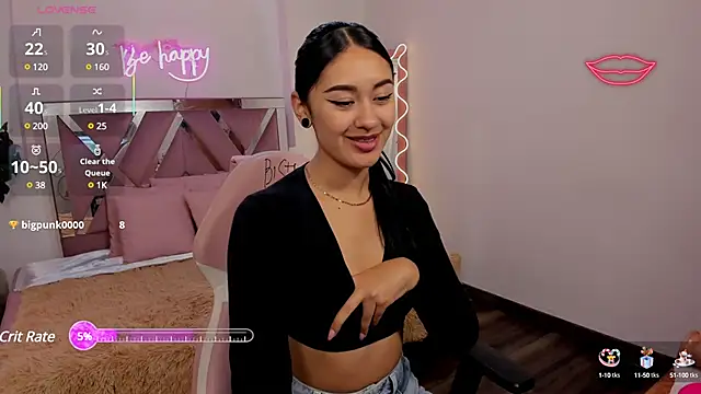 Moonshine tay online show from February 2025 12:06:02 PM