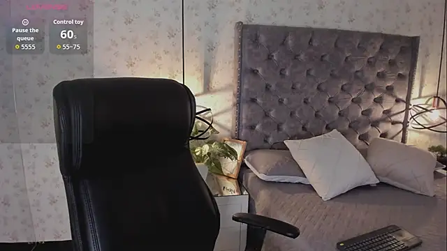 LanaJones  online show from July 2026 01:37:01 PM