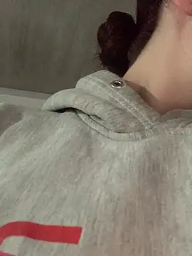 Snapshot of angel_natural chatting on January 2025 12:57:02 AM angel natural online show from January 2025 12:57:02 AM