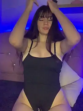Snapshot of angel_natural chatting on January 2025 10:18:01 PM angel natural online show from January 2025 10:18:01 PM