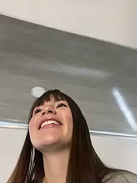 Snapshot of angel_natural chatting on March 2025 09:37:01 PM angel natural online show from March 2025 09:37:01 PM