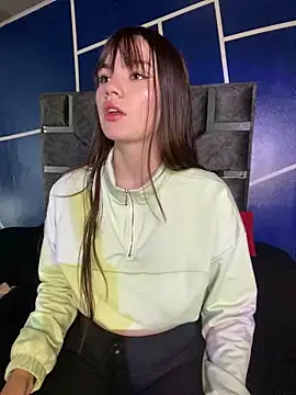 Snapshot of angel_natural chatting on March 2025 09:02:02 PM angel natural online show from March 2025 09:02:02 PM