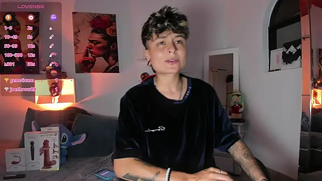Snapshot of ZuryRamirez_ chatting on November 2025 09:25:02 PM ZuryRamirez online show from November 2025 09:25:02 PM