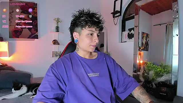 Snapshot of ZuryRamirez_ chatting on December 2025 08:14:01 PM ZuryRamirez online show from December 2025 08:14:01 PM