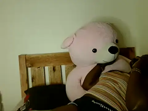 Snapshot of Sexxy_prity25 chatting on January 2025 07:04:01 PM Sexxy prity25 online show from January 2025 07:04:01 PM