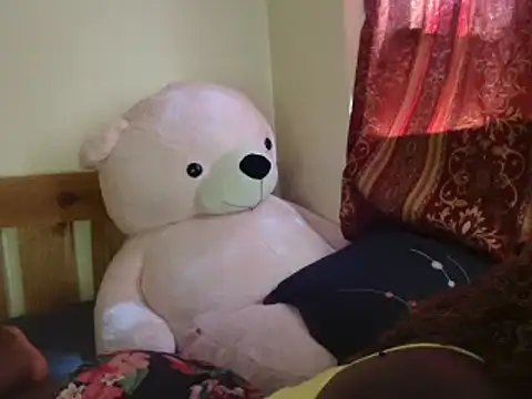 Snapshot of Sexxy_prity25 chatting on March 2025 12:00:01 PM Sexxy prity25 online show from March 2025 12:00:01 PM