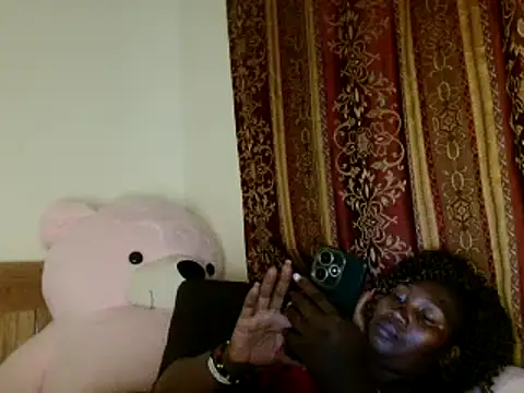 Snapshot of Sexxy_prity25 chatting on March 2025 07:17:01 PM Sexxy prity25 online show from March 2025 07:17:01 PM