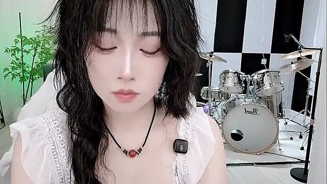 Snapshot of Vaness-a chatting on September 2025 02:09:02 PM Vaness-a online show from September 2025 02:09:02 PM